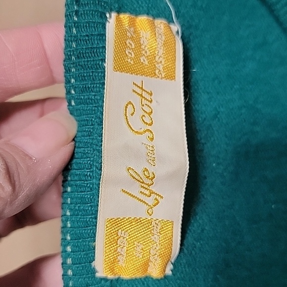 Lyle and Scott Unsized (S/M) Green Vintage 100% Cashmere Cardigan Sweater - Picture 10 of 11